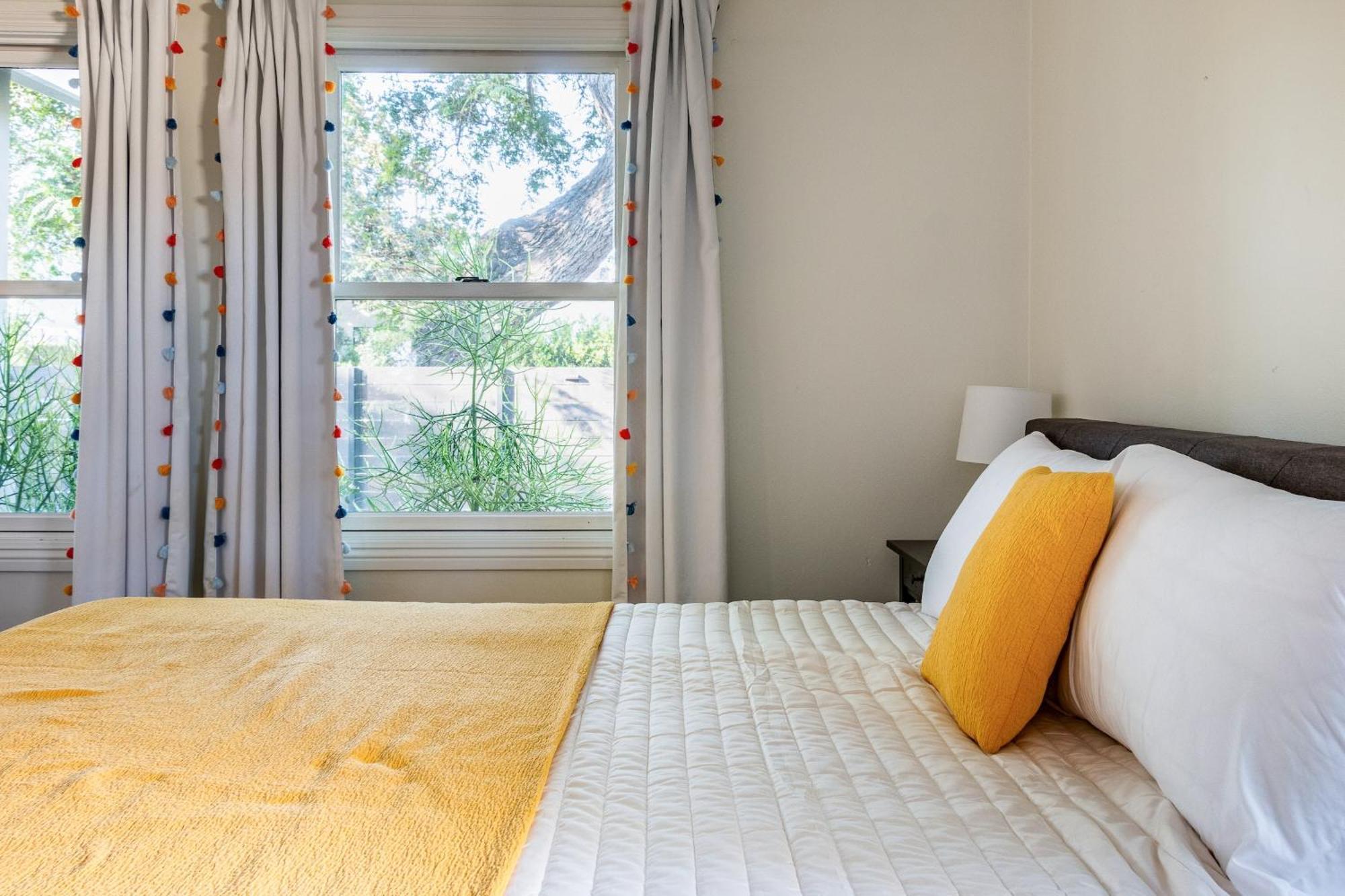 Cozy La Getaway With Hot Tub, 10 Min To Los Ángeles